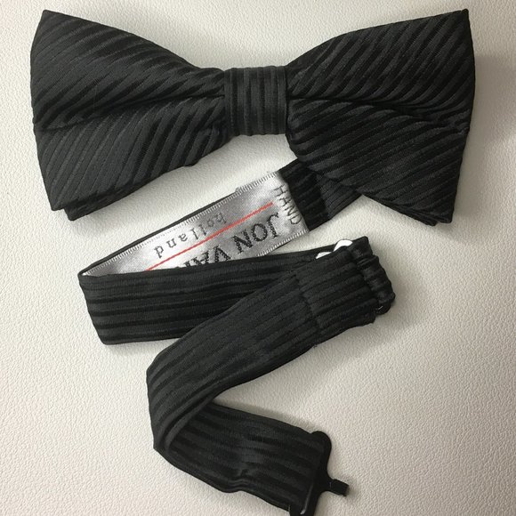 Jon VanDyk Other - JON VANDYK HOLLAND Vintage Vibe Semi-Butterfly Bow Tie ▶◀ 𝔹ℝ𝔸ℕ𝔻 ℕ𝔼𝕎!
